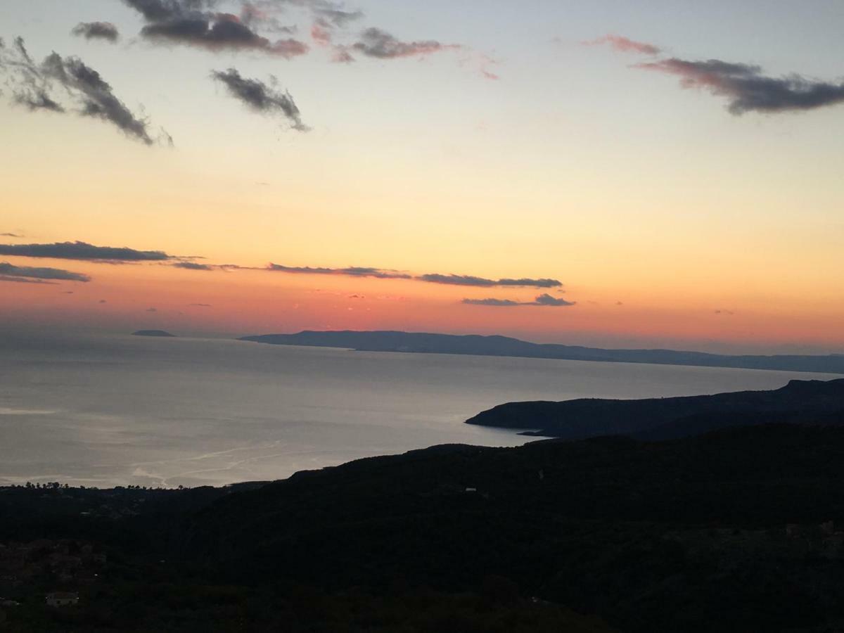 Nefeli Villa Tseria Exteriör bild